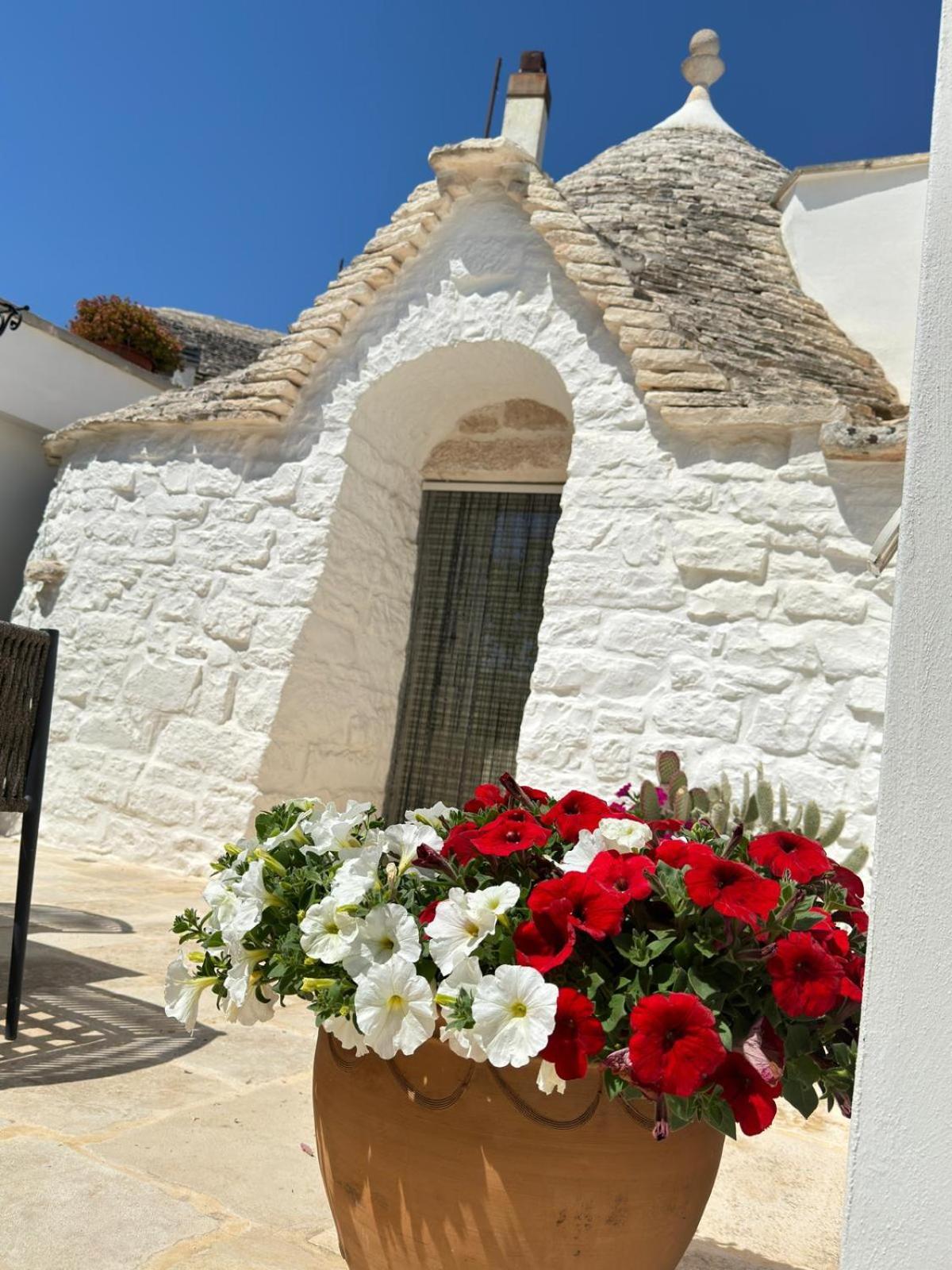 Trulli Resort Aia Piccola Алберобело Екстериор снимка